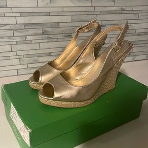 Lily Pulitzer gold wedges
